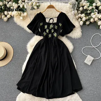 Винтажное черна рокля с бродерия в готически стил, женски лятото корейска рокля в стил кавайной Лолита дантела с квадратна яка, елегантна вечерна рокля трапецовидна форма