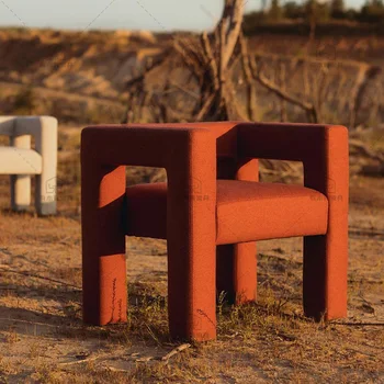 Скандинавски трапезария стол с вкара червена вложка за грим Модерна Проста домакински Дизайнерски мебели за отдих, творческа Геометрична Мебели